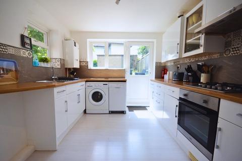 1 bedroom ground floor flat for sale, Queens Park South Drive, Bournemouth BH8