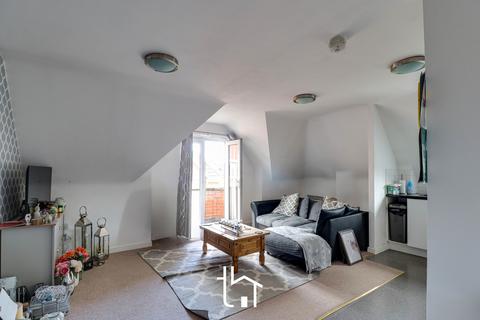 2 bedroom flat for sale, Southfield Road, Hinckley LE10