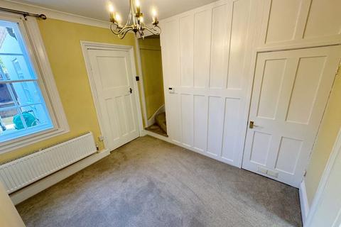 2 bedroom cottage for sale, Station Road, Grantham