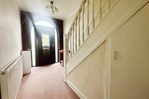 3 bedroom semi-detached house for sale, Walmersley Road, Bury