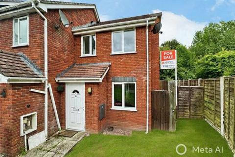 2 bedroom end of terrace house for sale, Lodge Court, Telford TF2