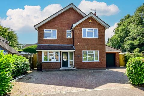 4 bedroom detached house for sale, Warrender Road, Chesham