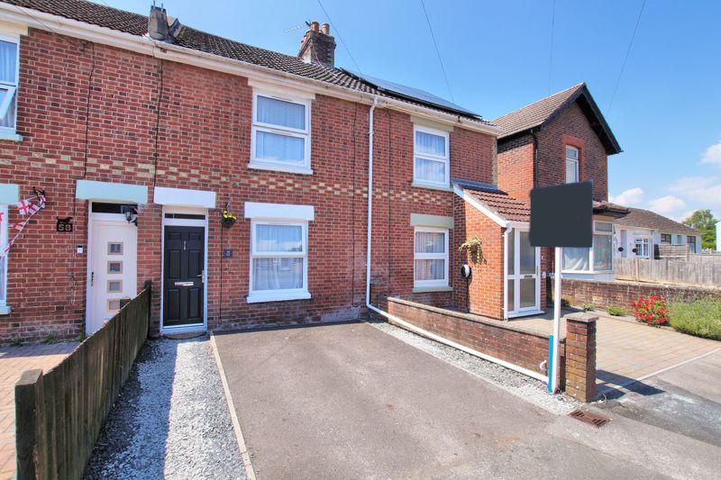 Paxton Road, Fareham PO14 3 bed terraced house for sale £285,000