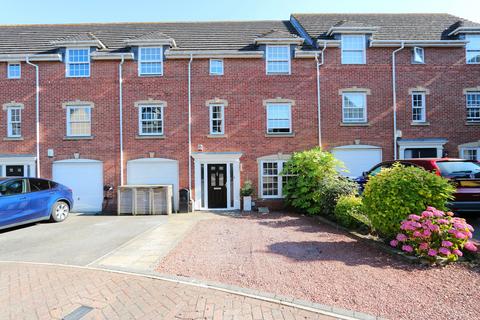 4 bedroom terraced house for sale, Chichester Close, Chafford Hundred