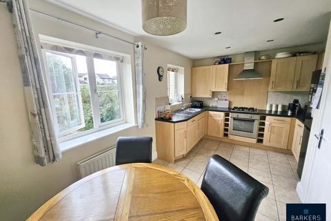 3 bedroom townhouse for sale, Lumb Hall Way, Drighlington