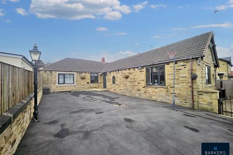 4 bedroom detached bungalow for sale, Moorcroft Road, East Bierley