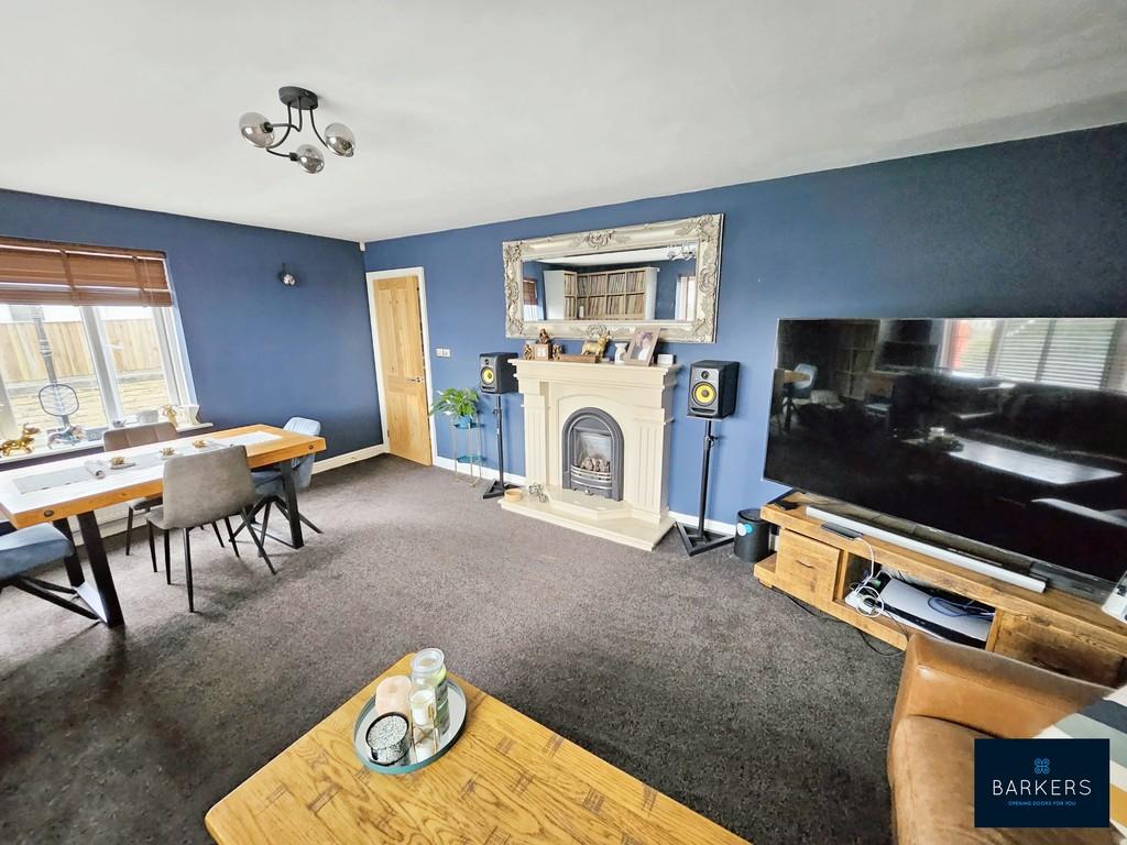 Moorcroft Road, East Bierley 4 bed detached bungalow for sale £289,950