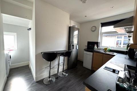 2 bedroom apartment for sale, Guelder Road, High Heaton