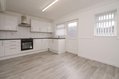 3 bedroom mews to rent, Gloucester Street, Atherton, Manchester. *AVAILABLE NOW*