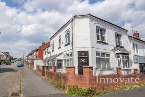 5 bedroom end of terrace house for sale, Stony Lane, Smethwick B67