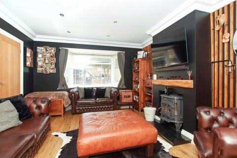 26 Roseheath, Hemel Hempstead, HP1 2LX