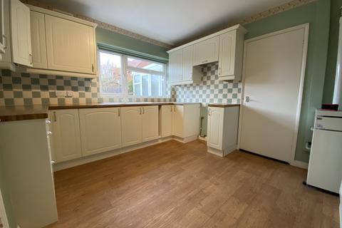 3 bedroom semi-detached house to rent, Hardiway, Boston, PE21