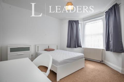 5 bedroom house share to rent, Adams Avenue, Northampton, NN1 4LQ