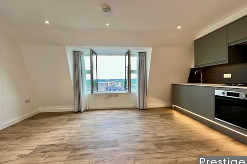 1 bedroom apartment to rent, Brent Street, London NW4