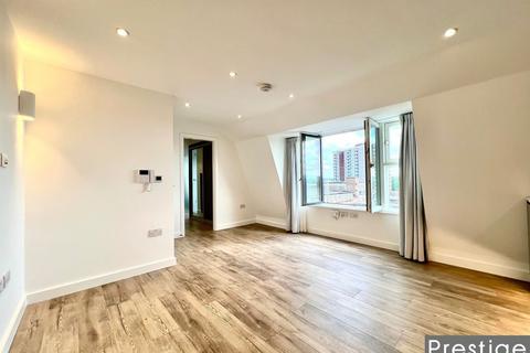 1 bedroom apartment to rent, Brent Street, London NW4