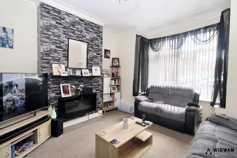 3 bedroom end of terrace house for sale, Tyne Street, Hull, HU3