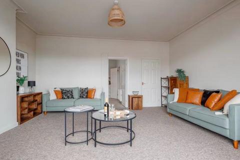 undefined, Newly Refurbished 2-Bedroom Flat - Modern, Spacious, with Parking