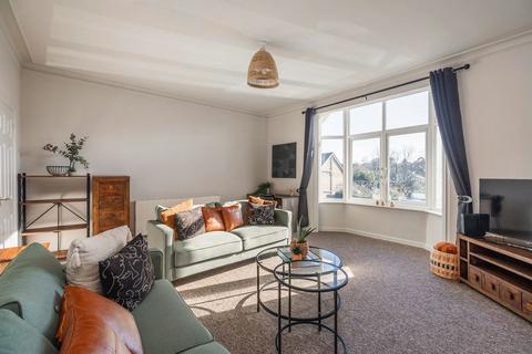 2 bedroom property to rent, Bournemouth Road – Two-Bedroom First Floor Apartment