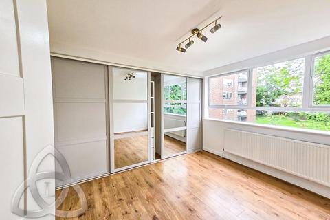 2 bedroom apartment to rent, High Mount, Station Road, NW4