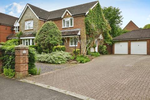 16 Ash Crescent, Bishopdown, Salisbury, SP1 3GY