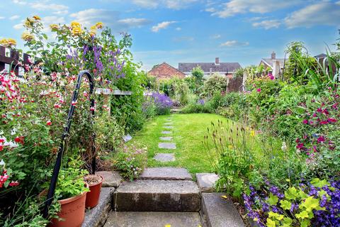 3 bedroom semi-detached house for sale, William Crescent, Mosborough, S20