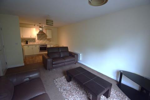 2 bedroom apartment to rent, Redfield Croft, Leigh