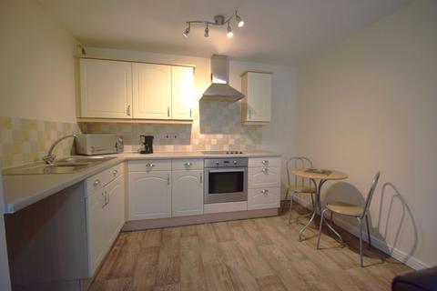 2 bedroom apartment to rent, Redfield Croft, Leigh