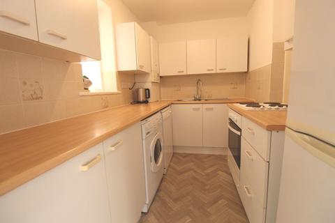 1 bedroom ground floor flat for sale, Market Square, Potton