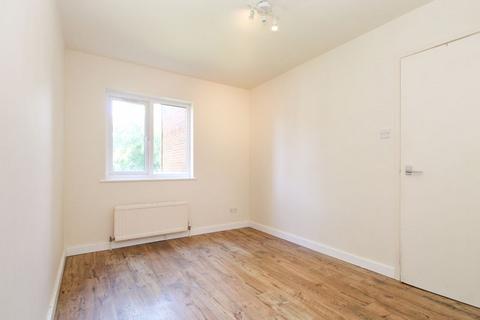 2 bedroom apartment for sale, Kimbolton Road, Bedford MK40