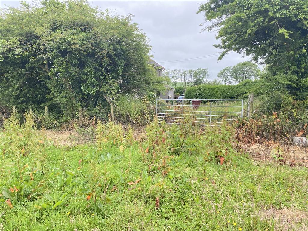 Road Access Into Fields