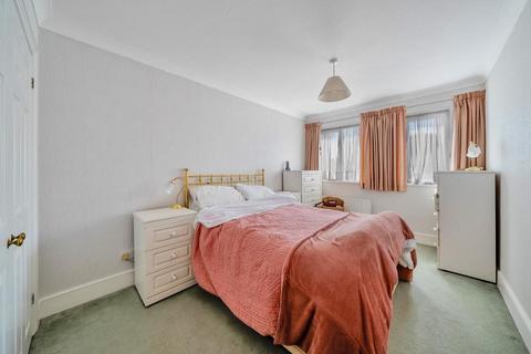 2 bedroom flat for sale, Sanderstead Heights, Addington Road, Sanderstead, CR2 8RE