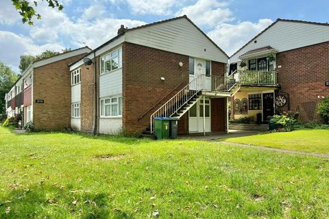 2 bedroom maisonette to rent, GORSTY CLOSE, WEST BROMWICH, B71 3EB