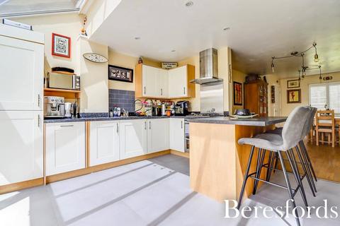 3 bedroom terraced house for sale, De Paul Way, Brentwood, CM14