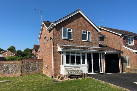 4 bedroom detached house for sale, Bowmans Close, Steyning, West Sussex, BN44 3SR