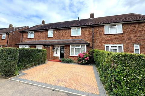 3 bedroom terraced house for sale, Priestleys, Farley Hill, Luton, Bedfordshire, LU1 5QL