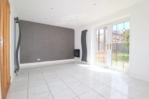 4 bedroom detached house for sale, Links Way, Warden Hills, Luton, Bedfordshire, LU2 7HB