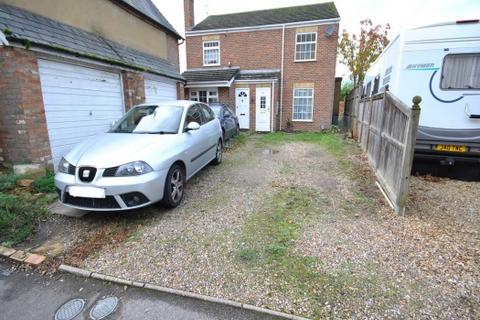 3 bedroom semi-detached house to rent, CHURCH ROAD, NR STATION