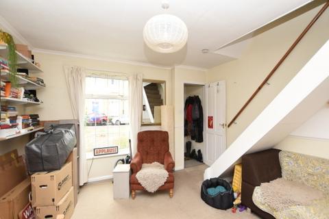 3 bedroom semi-detached house to rent, CHURCH ROAD, NR STATION