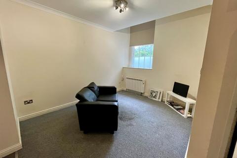 1 bedroom flat for sale, Chapel Street, Macclesfield, Cheshire, SK11