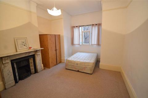 1 bedroom apartment to rent, Waldegrave Road, London, SE19