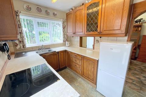 3 bedroom semi-detached house for sale, June Road, Woodhouse, Sheffield, S13 7RN