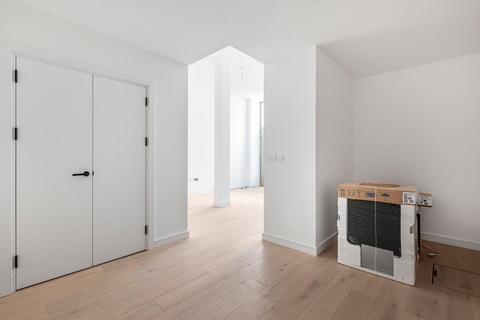 Studio for sale, Limehouse Lofts, 17 Caroline Street, London, E1