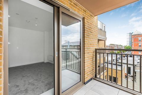 1 bedroom penthouse for sale, Limehouse Lofts, 11 Caroline Street, London, E1