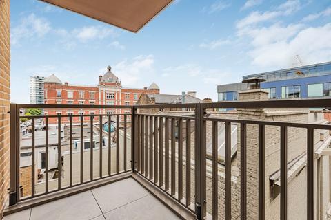 1 bedroom penthouse for sale, Limehouse Lofts, 11 Caroline Street, London, E1