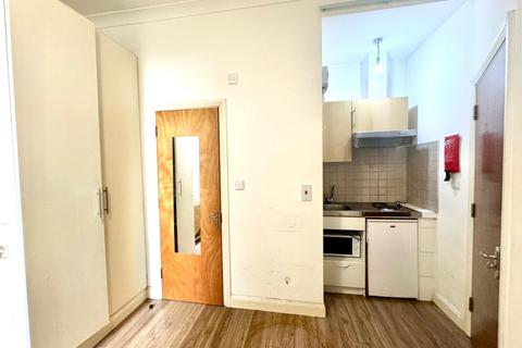 Studio to rent, West Hendon Broadway, Hendon,, London  NW9