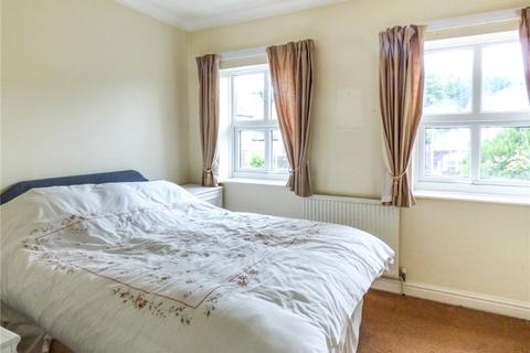 3 bedroom terraced house for sale, The Fairways, Low Utley, Keighley, West Yorkshire, BD20