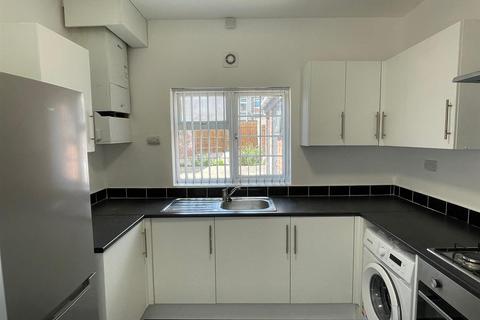 5 bedroom house to rent, Middlesbrough TS1