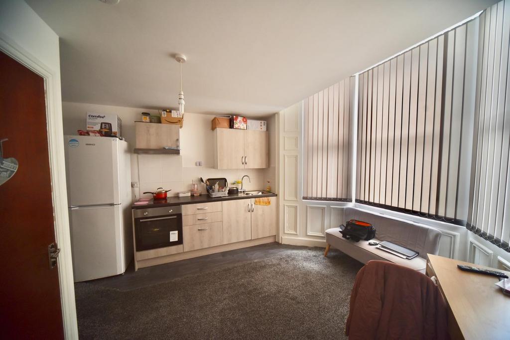 Flat 1