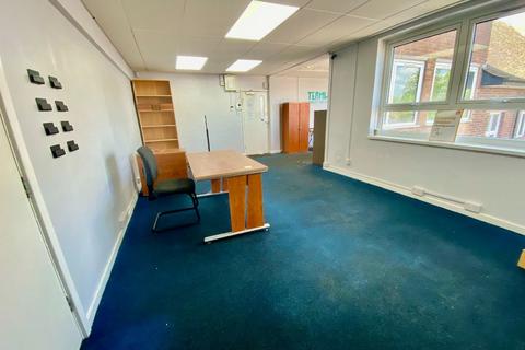 Office to rent, High Road, Pitsea