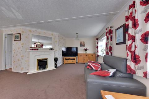 2 bedroom park home for sale, Rozel Court, Beck Row, Bury St. Edmunds, Suffolk, IP28